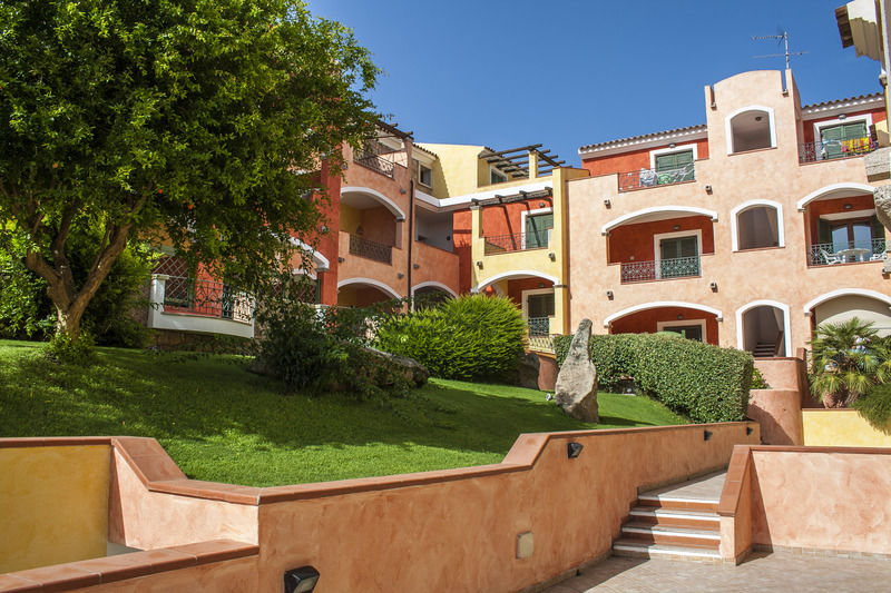 La Reggia Di Nausicaa Aparthotel Santa Teresa Gallura Bagian luar foto